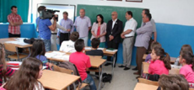 Tutinci dobili table za učenje bosanskog jezika