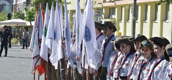 Sandžački izviđači predali raport povodom Dana zastave