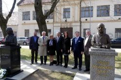 (Srpski) U slovačkom gradu Modra otkriven spomenik velikom srpskom prosvetitelju Dositeju Obradoviću